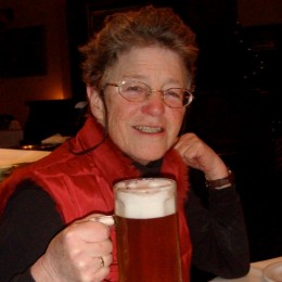 Photo of Lucy Cross