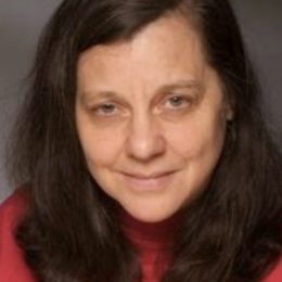 Photo of Julie Harting 