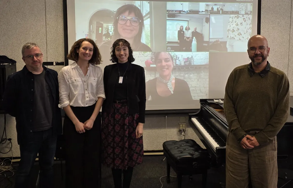 Camila with her committee. Alice Teyssier and Sabrina Schroeder are attending via Zoom.