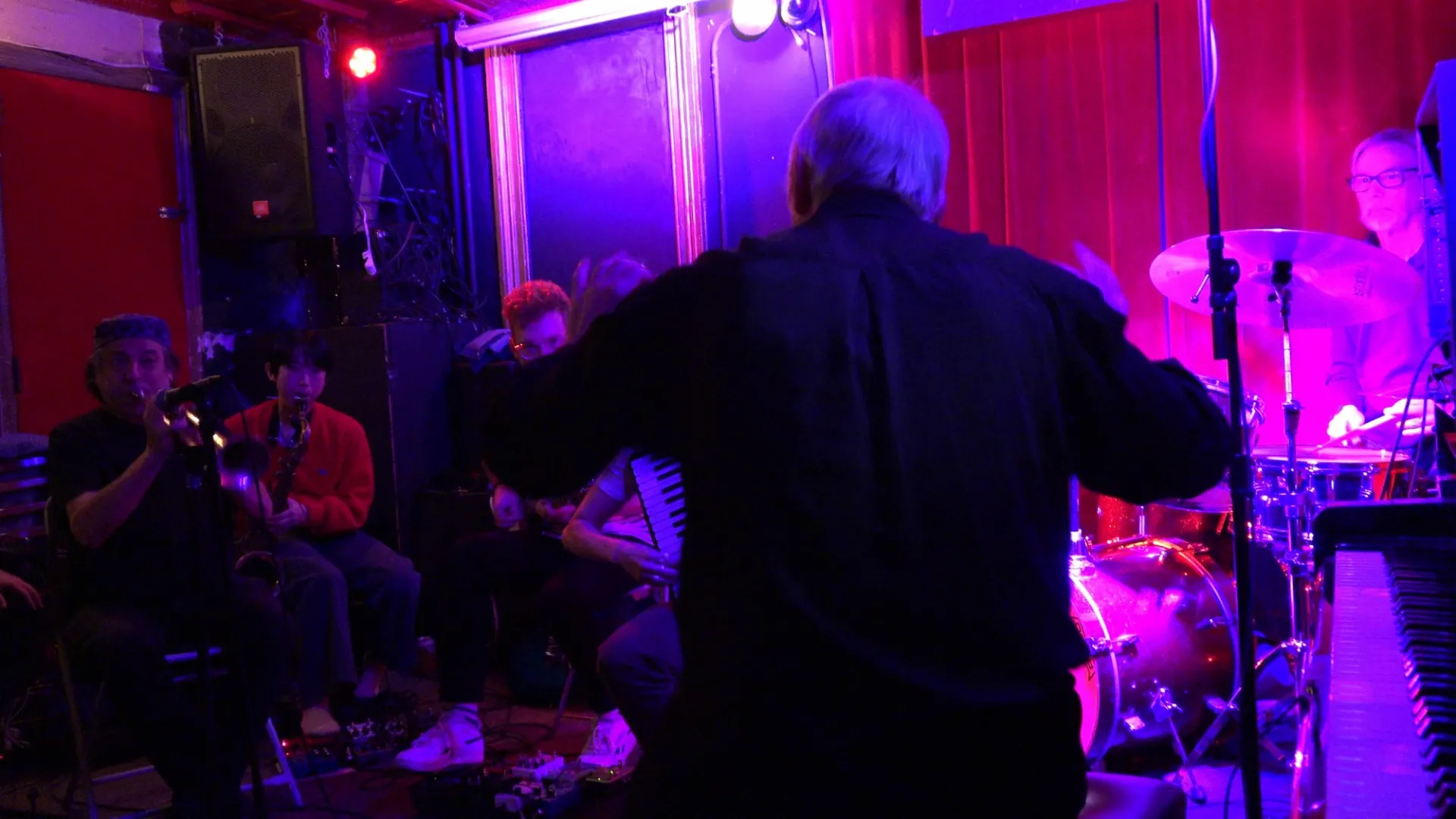 Walter Thompson at Barbes in NYC in 2024. "WalterThompson2" by Alex Lozupone is licensed under CC BY 4.0. 
