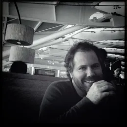 Photo of Damon Holzborn