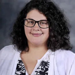 Photo of Sara Snyder