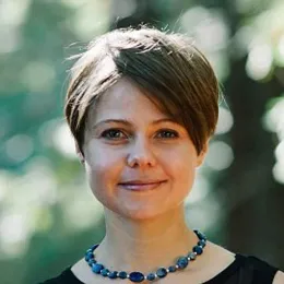 Photo of Shannon Garland